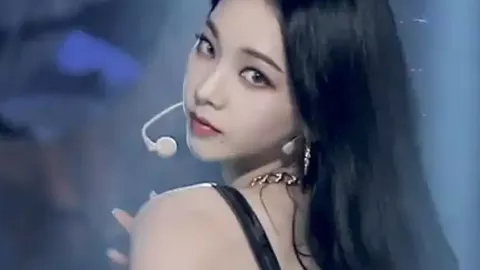 臭宝螺蛳粉异物事件