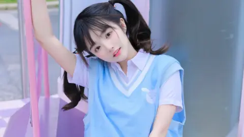 司机电量耗尽被困陡坡