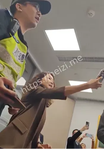 通奸