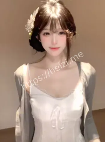 反差甜妹