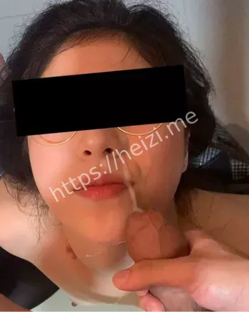 人妻