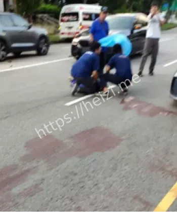 北京老人横穿马路