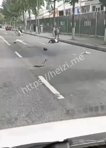 满载货车失控