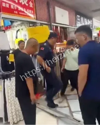 现代土匪打劫