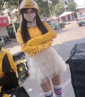 抖音最美女外卖网红
