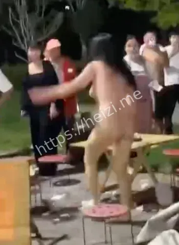 厦门集美醉酒耍酒疯