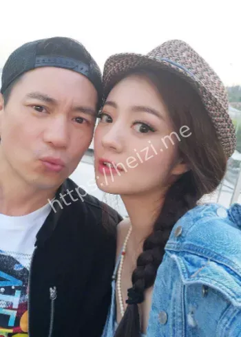 安以轩夜店三男模身份