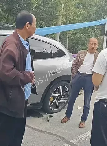 小米YU7