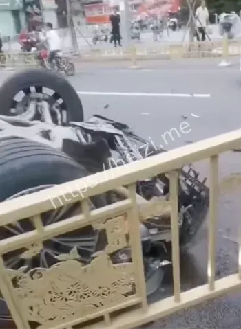 翻车事故