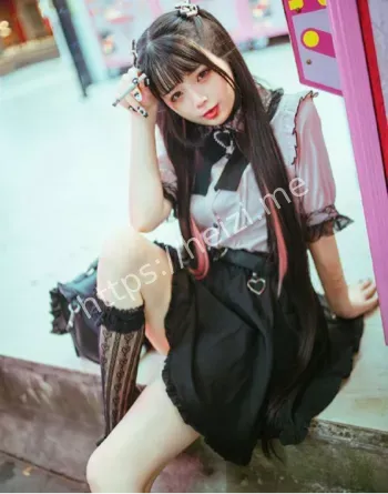 双马尾萝莉