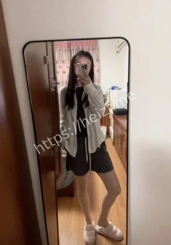 校园情侣反差魅力