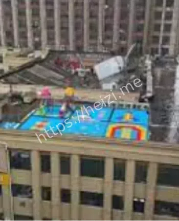 四家酒宴现场狼藉