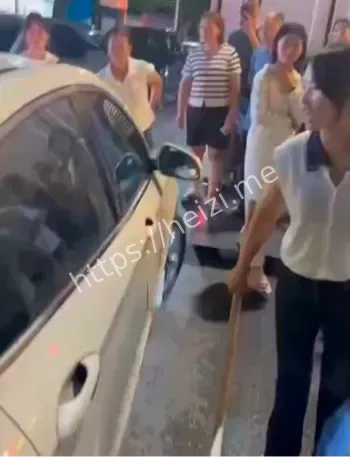 原配带两女