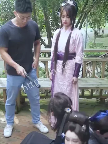 现代穿越金庸种马