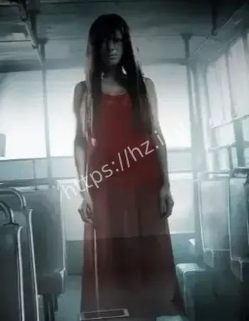 被老太拉下车逃死劫