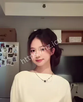 AI脱衣网红蜡笔小莎