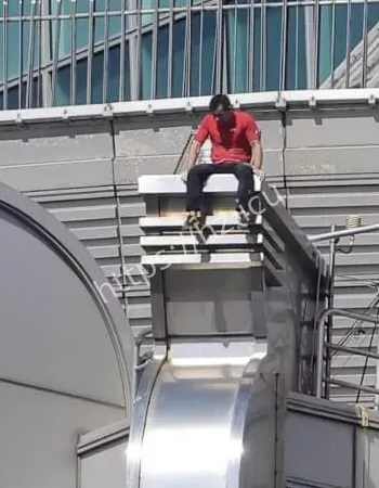 攀爬台北101大厦