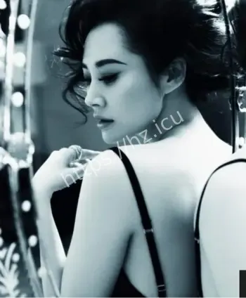 许晴50多岁熟女魅力依旧