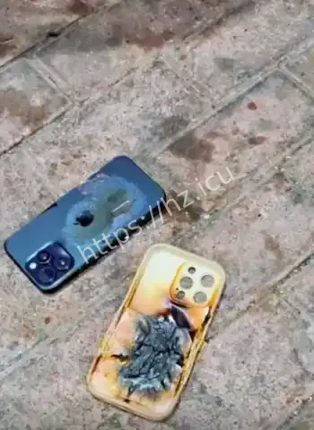 手机冒烟起火
