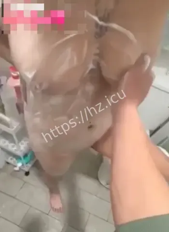 与学长无保护亲密接触