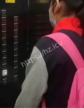 西安13岁男孩26层坠亡