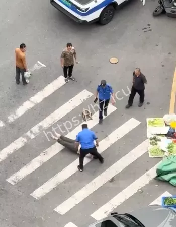 城管执法现场