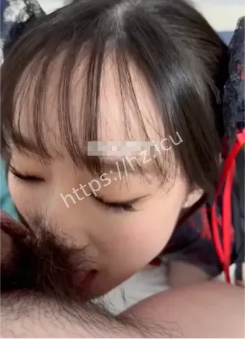 清纯高冷女生隐私