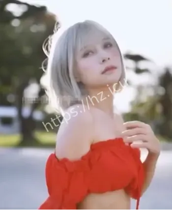 夏美早期福利旧照
