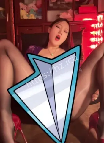 奈奈学姐骚浪反差风格