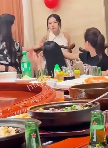 闺蜜睡自己老公
