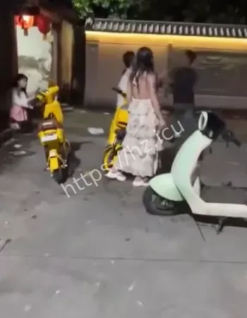 街头混战