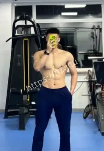 猛男私密狂欢