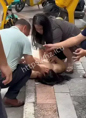 女子出轨遭老公发现