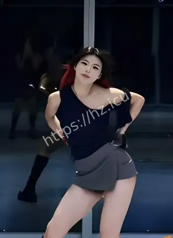 胡诗桐男友脚踏多船